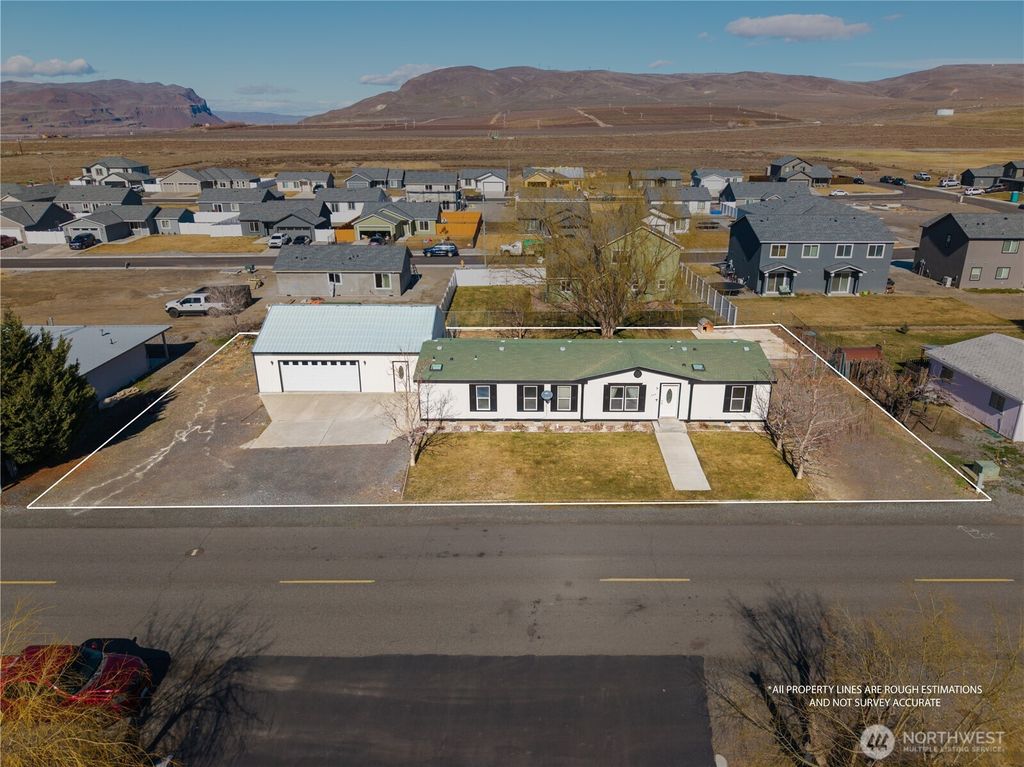 Photo of 205 Priest Rapids Drive, Mattawa, WA 99349 (MLS # 2480917)