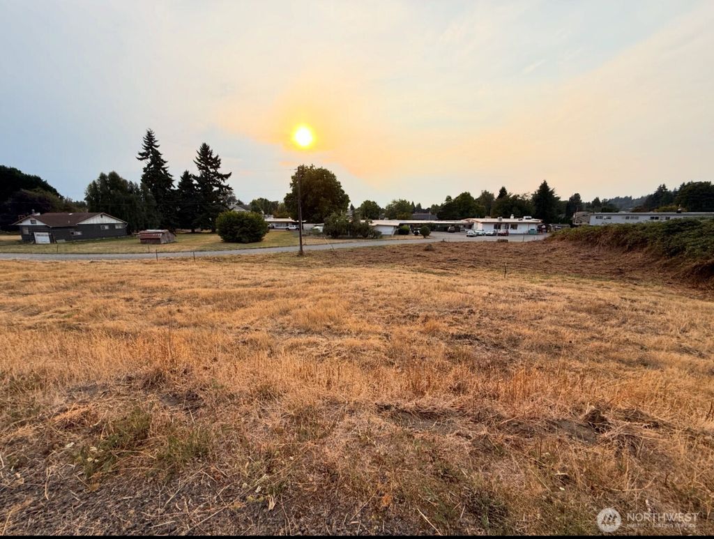 Photo of 1508 River Road, Longview, WA 98632 (MLS # 2469628)