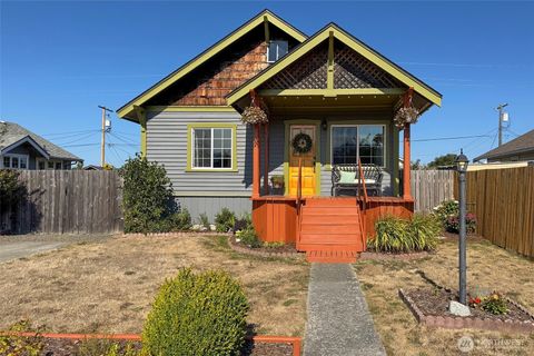 Photo of 1309 W 6th Street, Port Angeles, WA 98363 (MLS # 2434204)