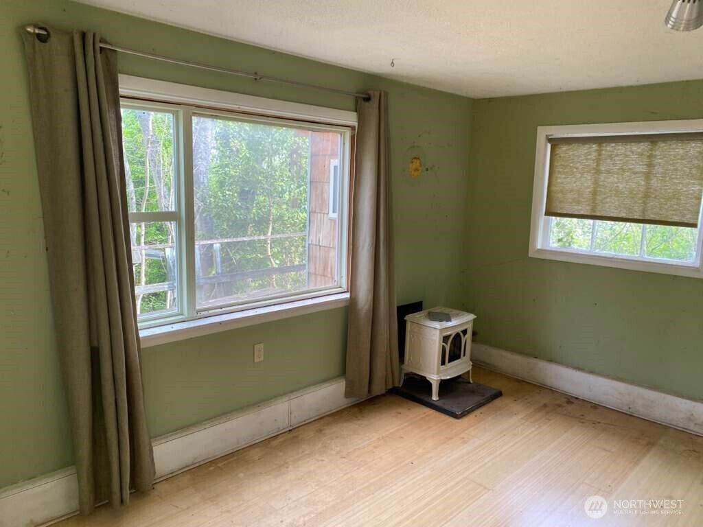 Photo of 11420 103rd Avenue SW, Vashon, WA 98070 (MLS # 2517498)