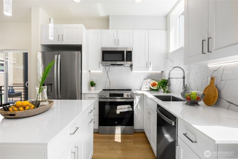 Photo of 10533 Stone Avenue N #B, Seattle, WA 98133 (MLS # 2469727)