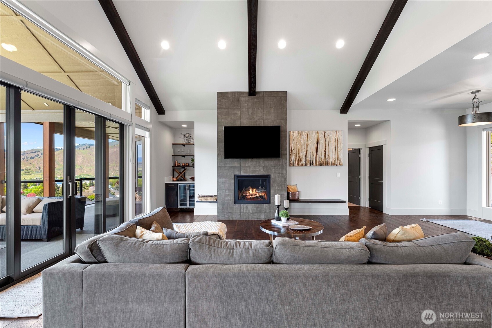 106 Mt Cashmere Place