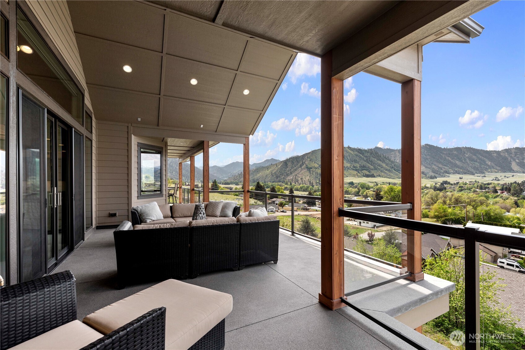 106 Mt Cashmere Place