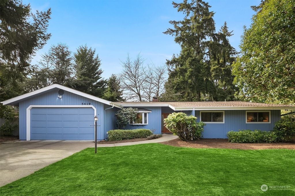 Photo of 5419 128th Avenue SE, Bellevue, WA 98006 (MLS # 2035548)