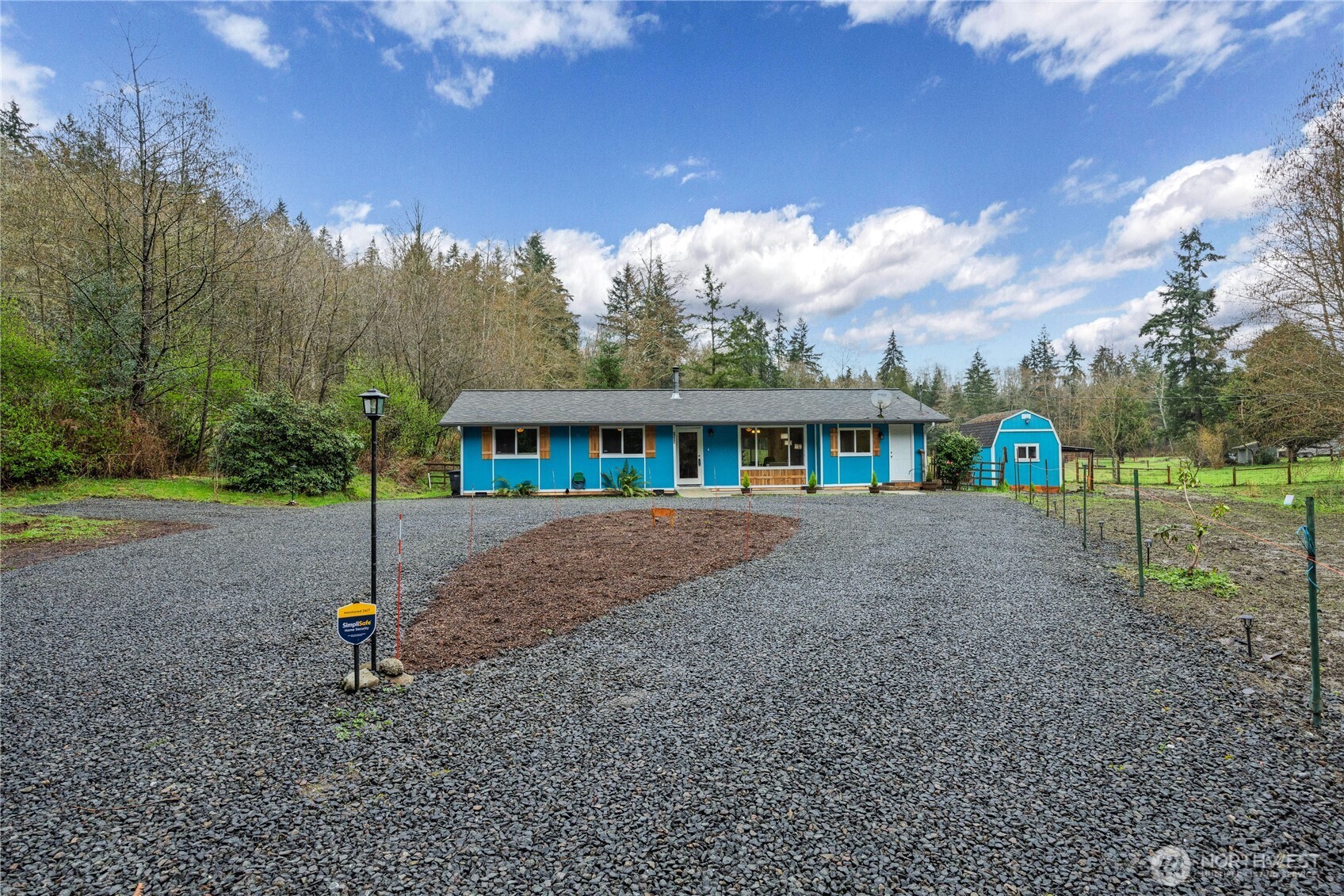 3050 NE Sawdust Hill Road