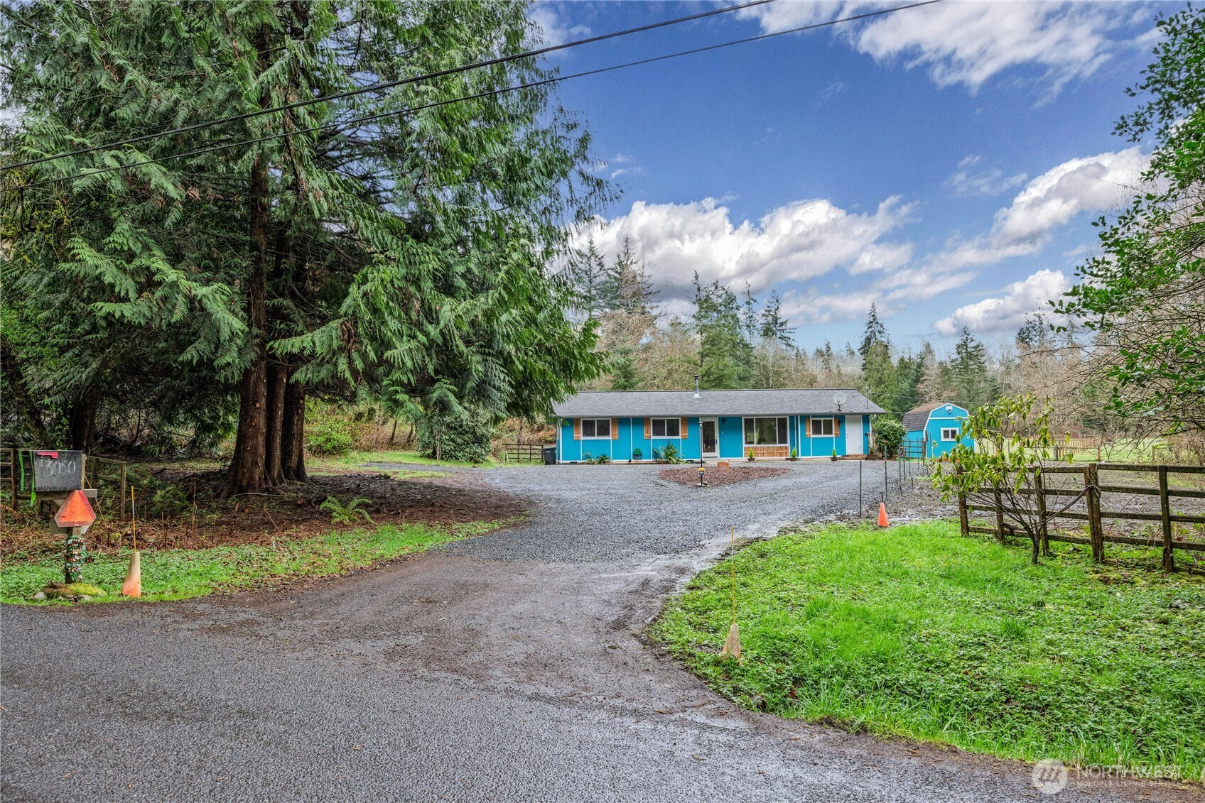 3050 NE Sawdust Hill Road