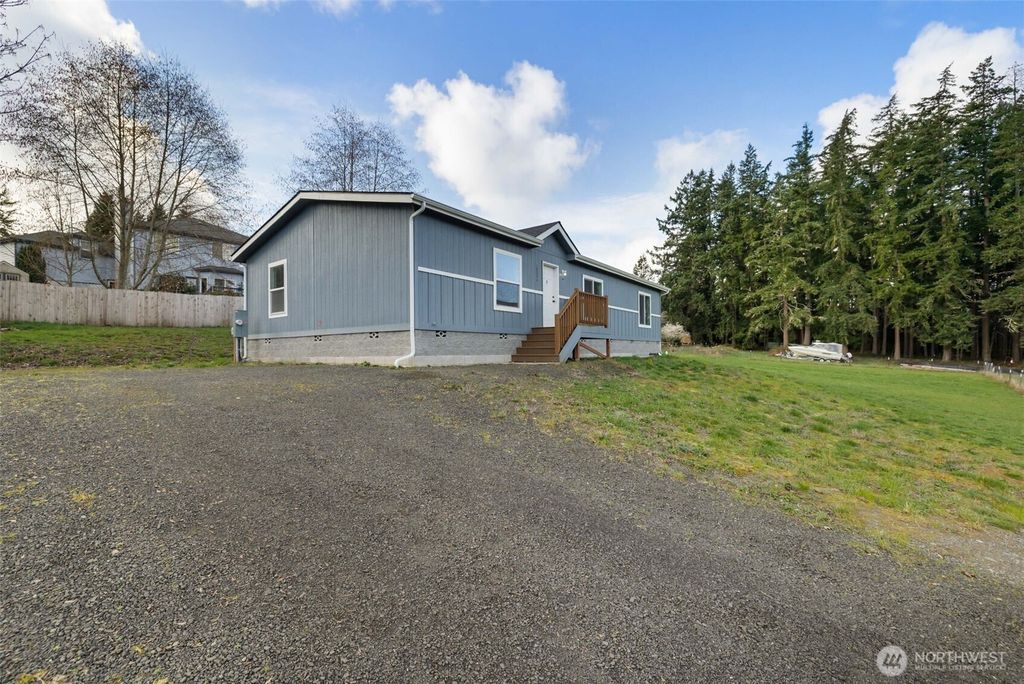 Photo of 10206 SE Grandview Street, Port Orchard, WA 98366 (MLS # 2492995)