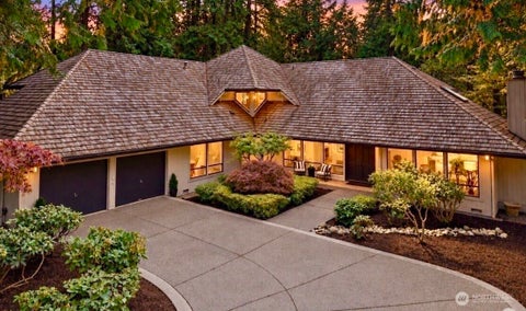 Photo of 21845 NE 30th Place, Sammamish, WA 98074 (MLS # 2588777)