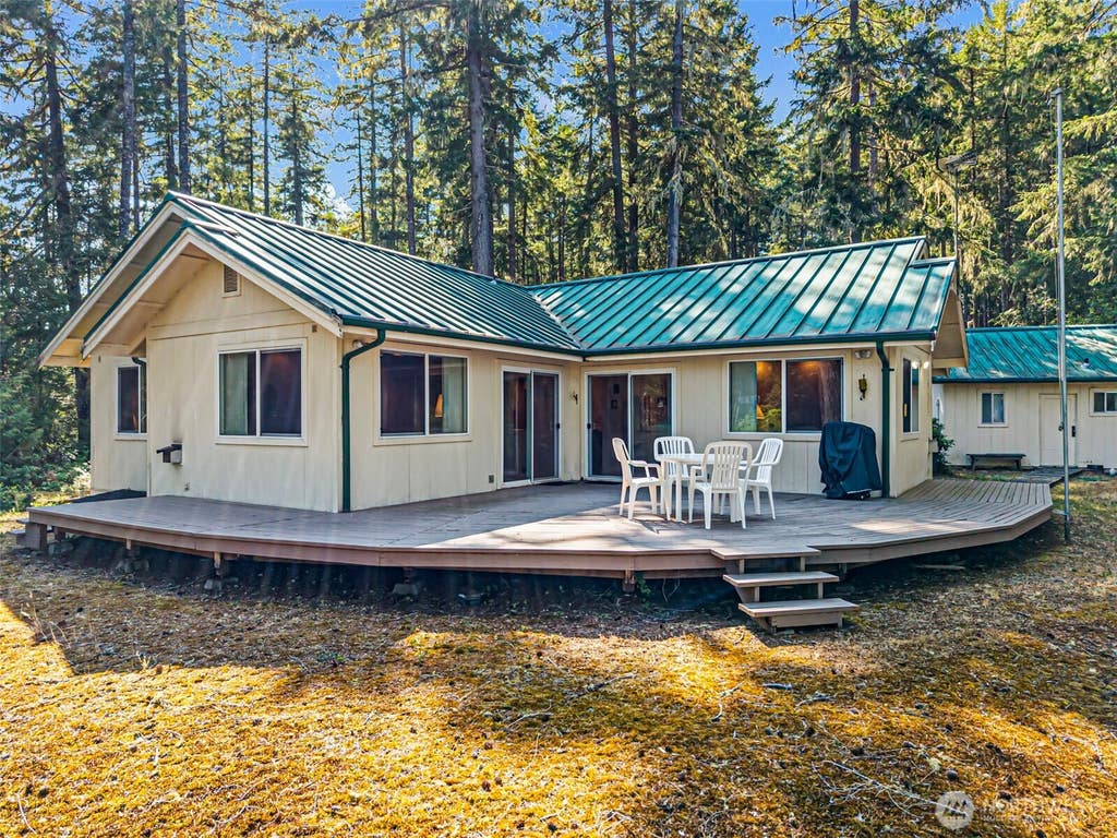 Photo of 150 E Haskell Hill Road, Shelton, WA 98584 (MLS # 2572233)
