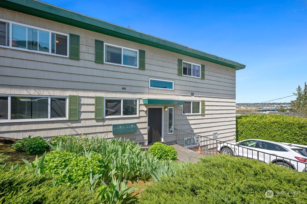 Photo of 1302 W Emerson Street, Seattle, WA 98119 (MLS # 2171606)