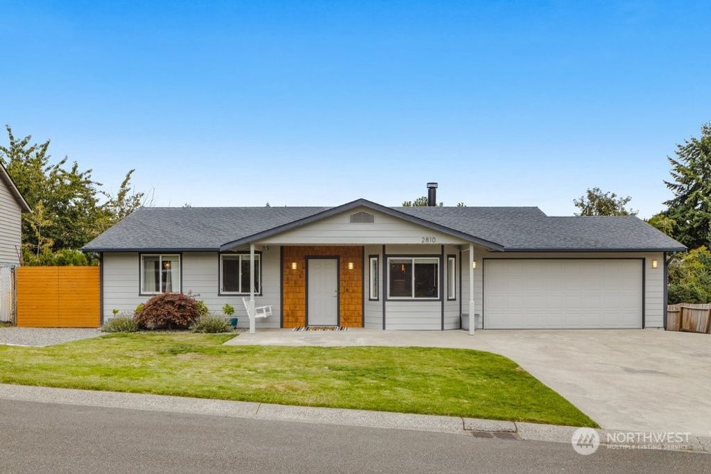 Photo of 2810 SW 341st Court, Federal Way, WA 98023 (MLS # 2287285)