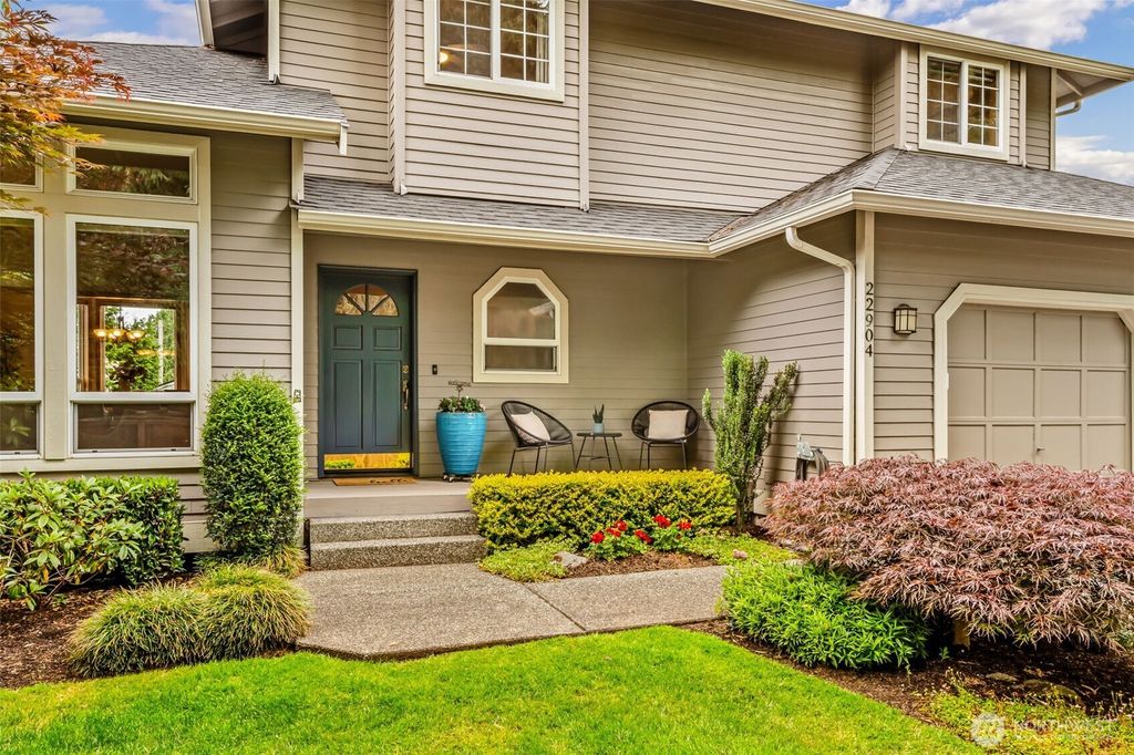 Photo of 22904 84th Avenue W, Edmonds, WA 98026 (MLS # 2405154)