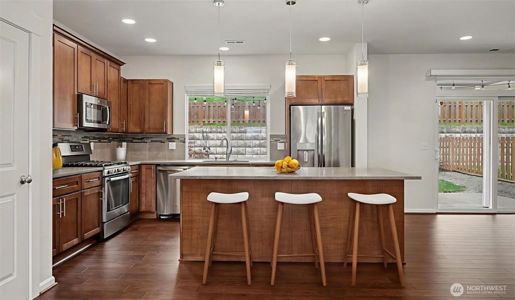 Photo of 20024 90th Place S, Kent, WA 98031 (MLS # 2470481)