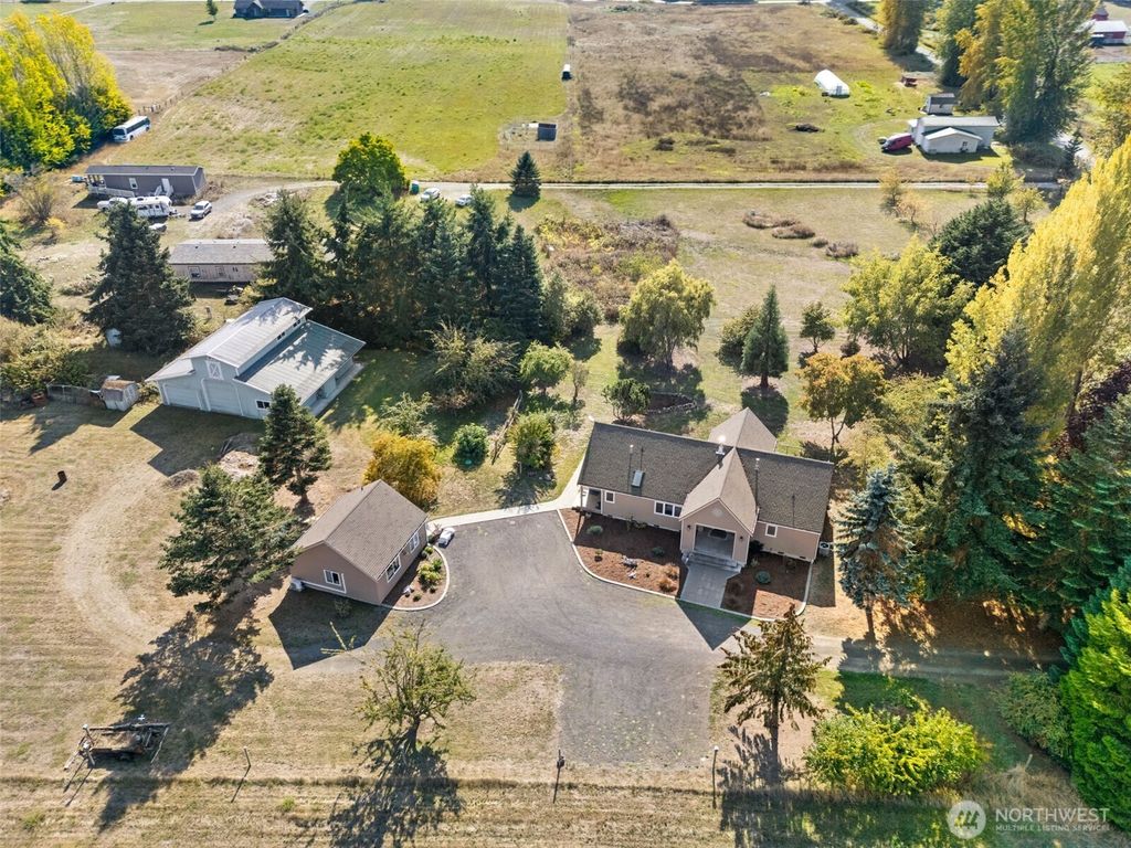 Photo of 212 Bluegrass Lane, Sequim, WA 98382 (MLS # 2443824)