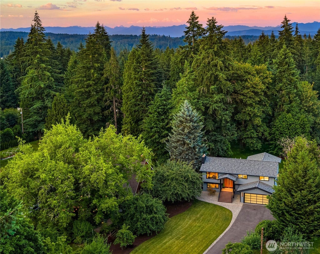 Photo of 22029 49th Avenue SE, Bothell, WA 98021 (MLS # 2545522)