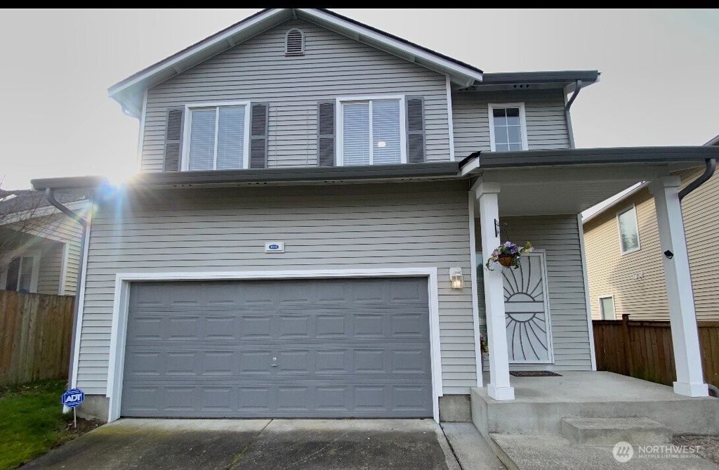 Photo of 6242 71st Avenue Ct W, University Place, WA 98467 (MLS # 2472347)