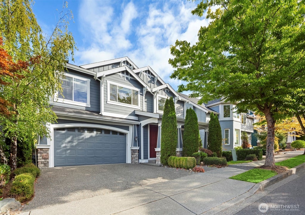 Photo of 3154 NE Marquette Way, Issaquah, WA 98029 (MLS # 2586908)