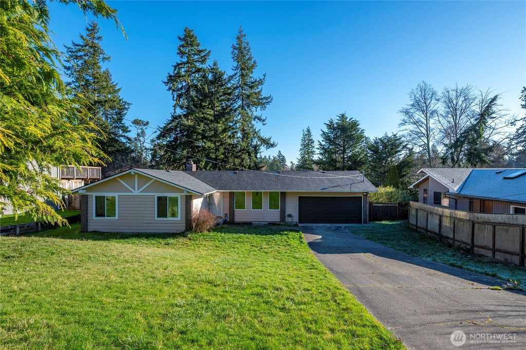 Photo of 2432 Hemenway Place, Oak Harbor, WA 98277 (MLS # 2472195)