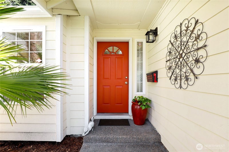 2329 Woodfield Loop SE