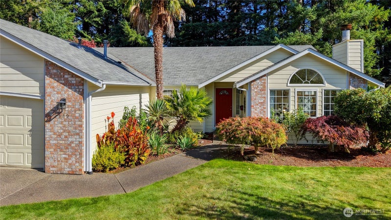 2329 Woodfield Loop SE