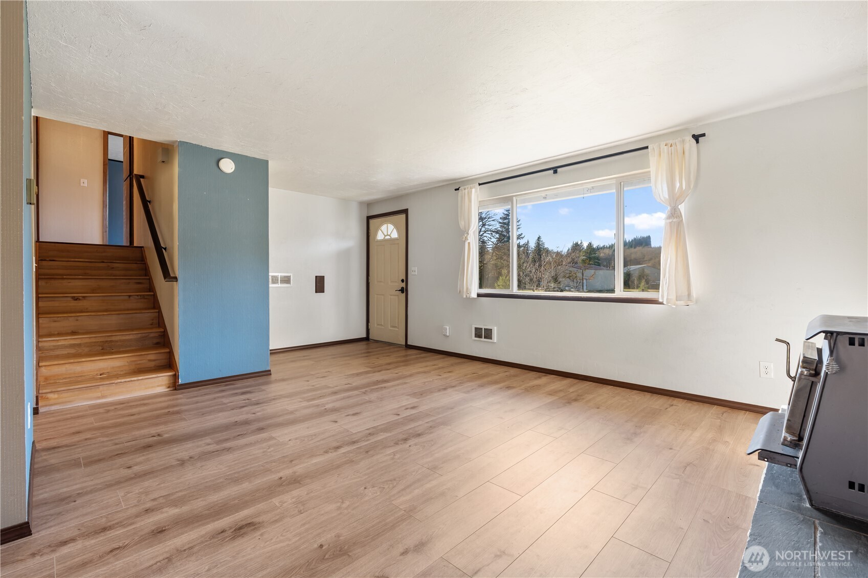 124 Highland Valley Road