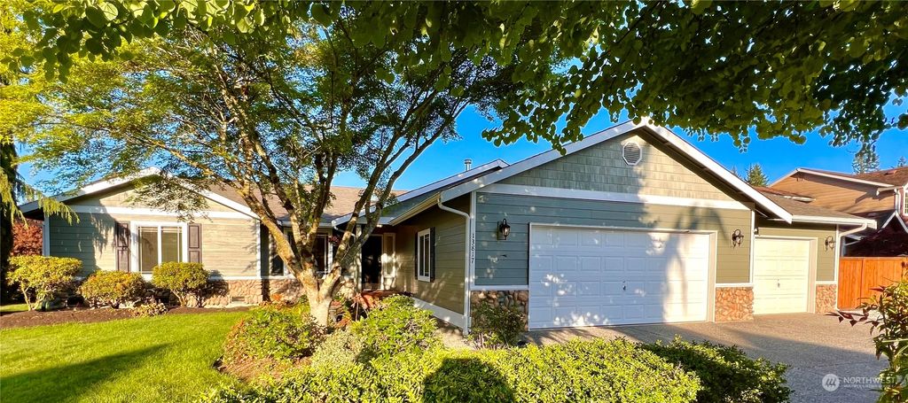 Photo of 13817 248th Avenue SE, Monroe, WA 98272 (MLS # 2075375)