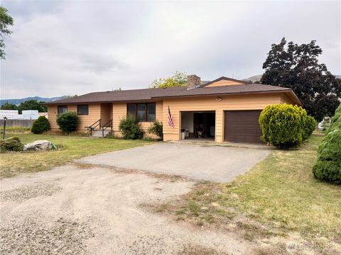 Photo of 504 9th Avenue, Oroville, WA 98844 (MLS # 2521379)