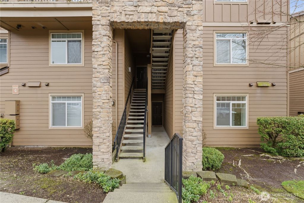 Photo of 18930 Bothell-Everett Highway #G105, Bothell, WA 98012 (MLS # 2518853)