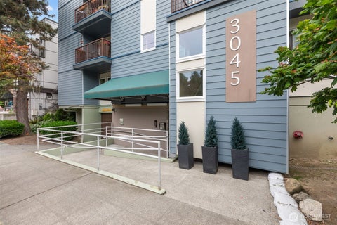 Photo of 3045 20th Avenue W #209, Seattle, WA 98199 (MLS # 2534939)