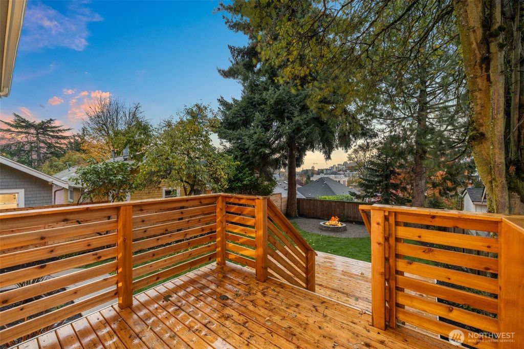 Photo of 349 16th Avenue, Seattle, WA 98122 (MLS # 2453092)