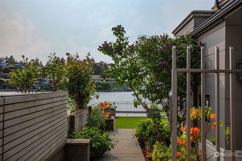 Photo of 5905 Seaview Avenue NW, Seattle, WA 98107 (MLS # 2138144)