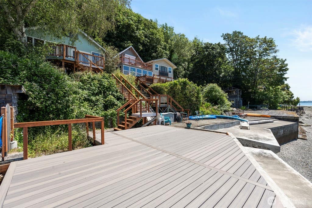Photo of 28243 Manzanita Beach Road SW, Vashon, WA 98070 (MLS # 2535959)