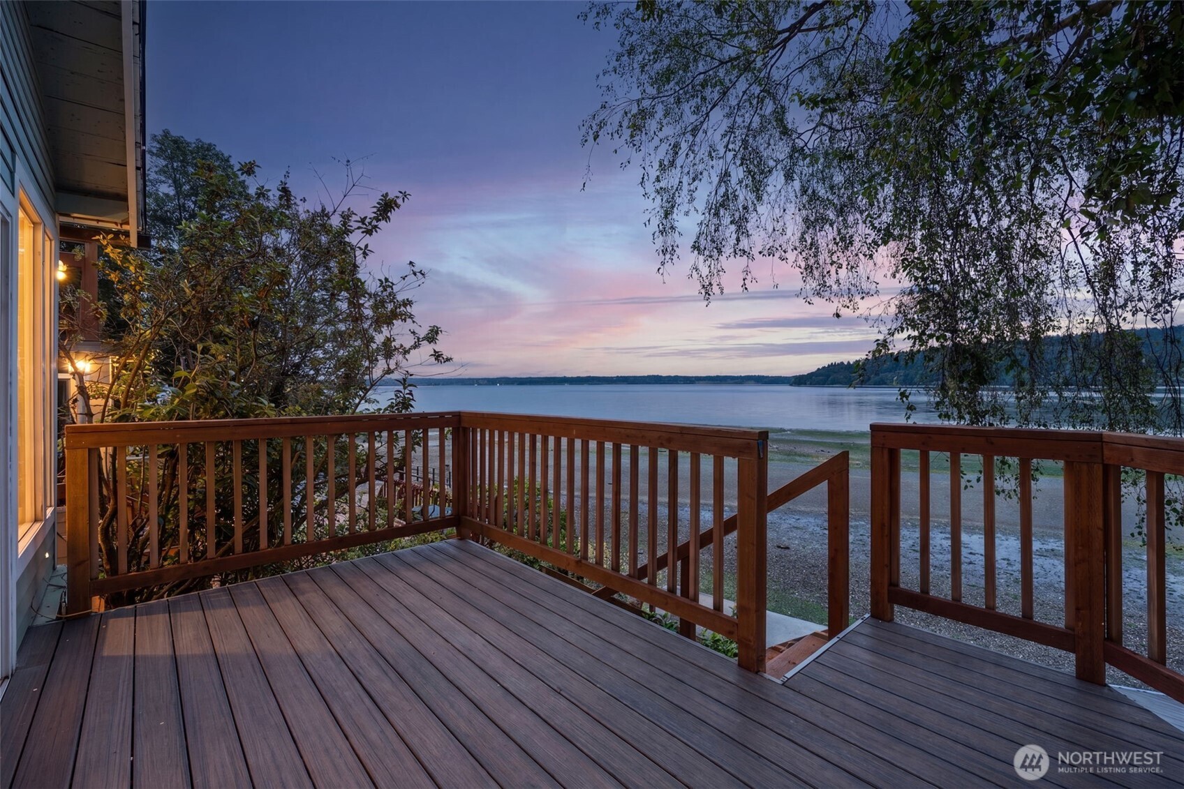 28243 Manzanita Beach Road SW