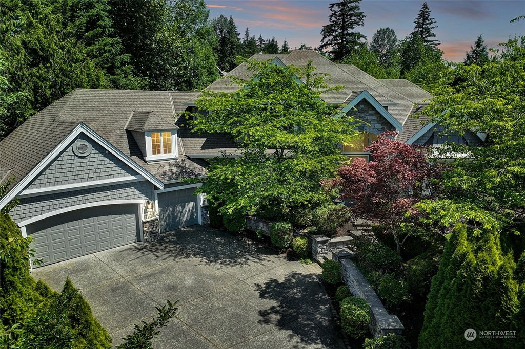 Photo of 1922 263rd Court SE, Sammamish, WA 98075 (MLS # 2264732)