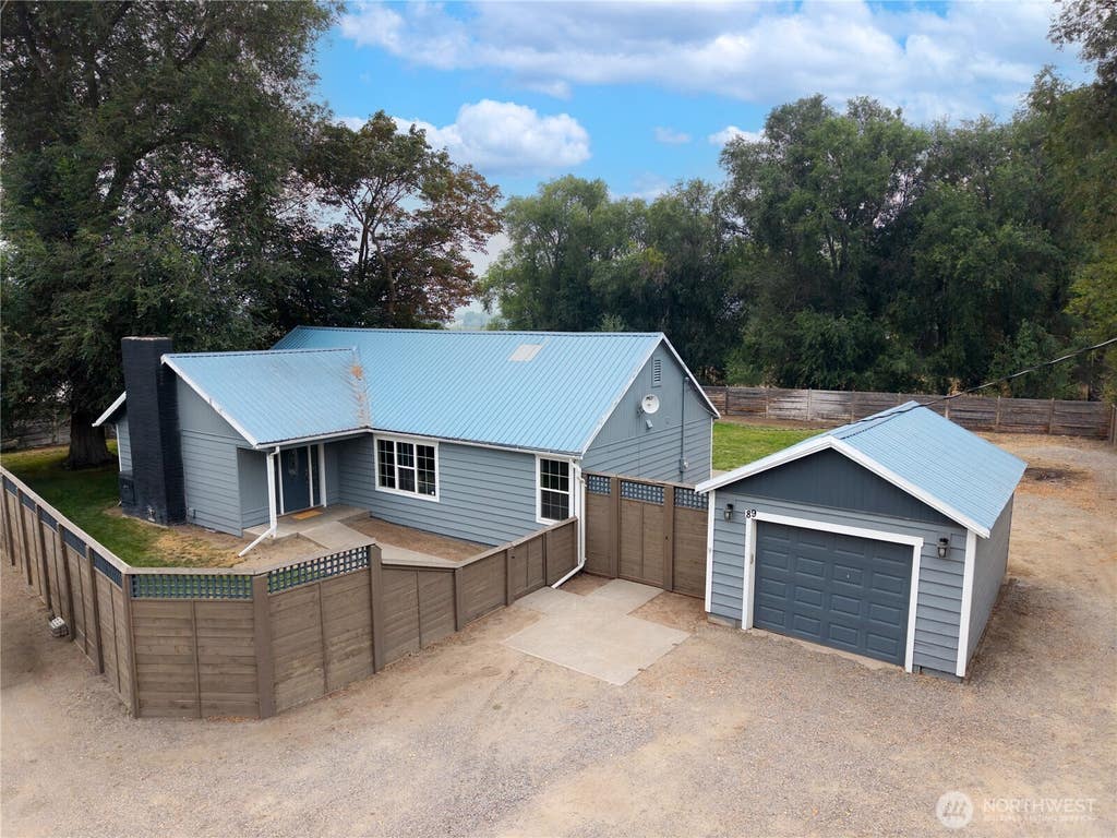 Photo of 89 Chesaw Road, Oroville, WA 98844 (MLS # 2566889)