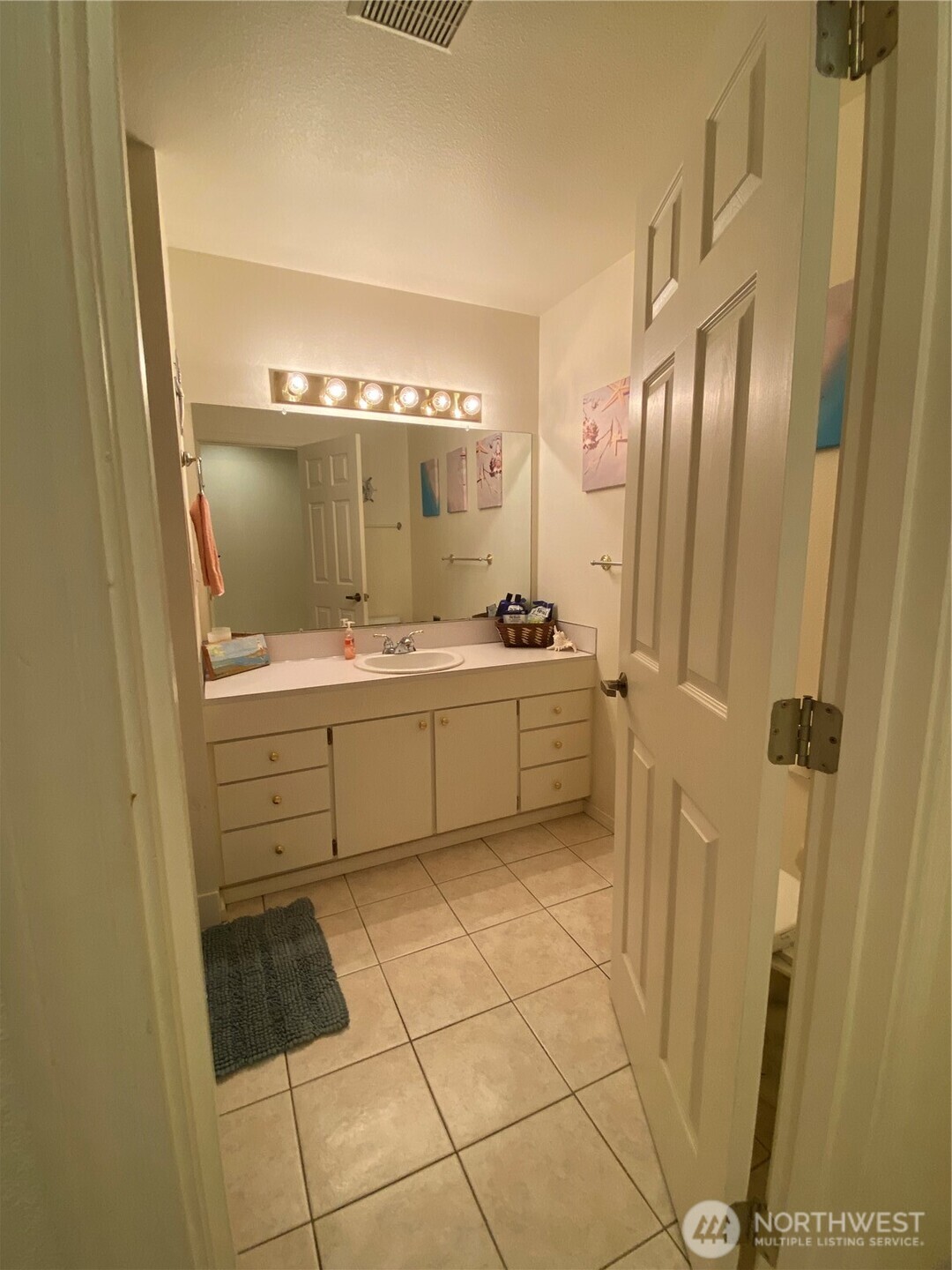 1051 Ocean Shores Boulevard SW 1B