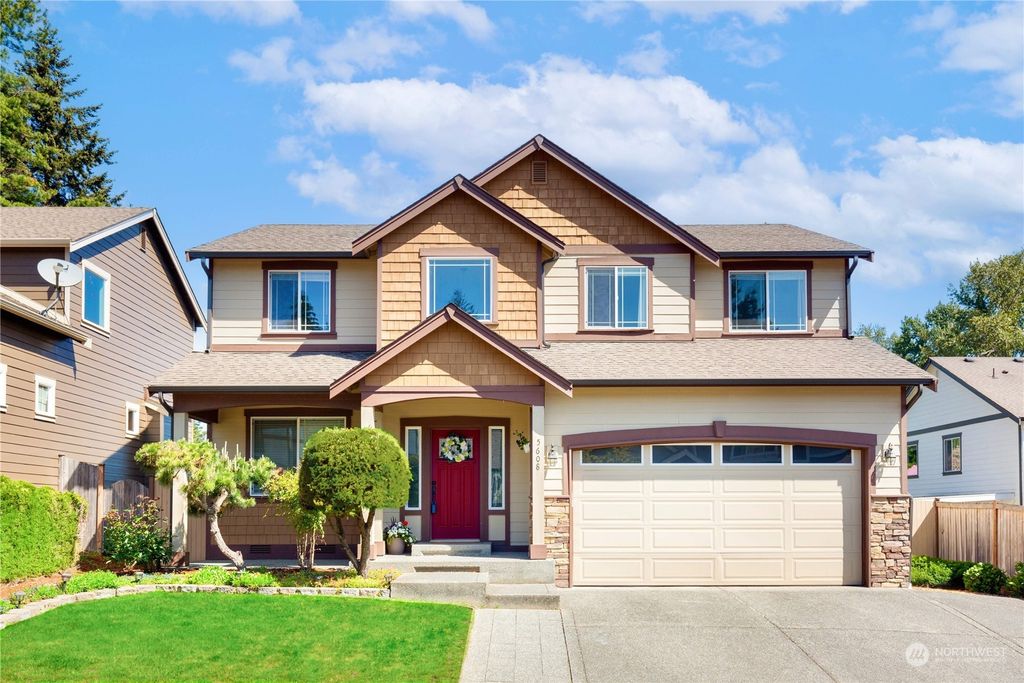 Photo of 5608 NE 198th Place, Kenmore, WA 98028 (MLS # 2236226)