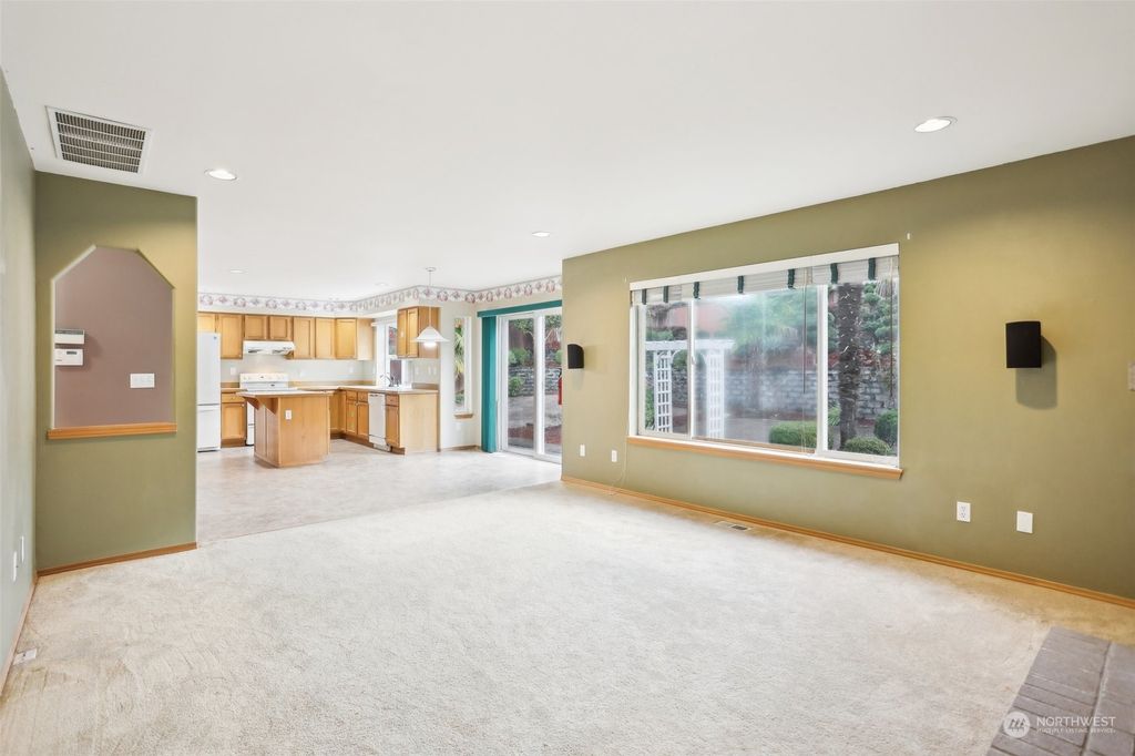 Photo of 4614 NE 7th Place, Renton, WA 98059 (MLS # 2303361)