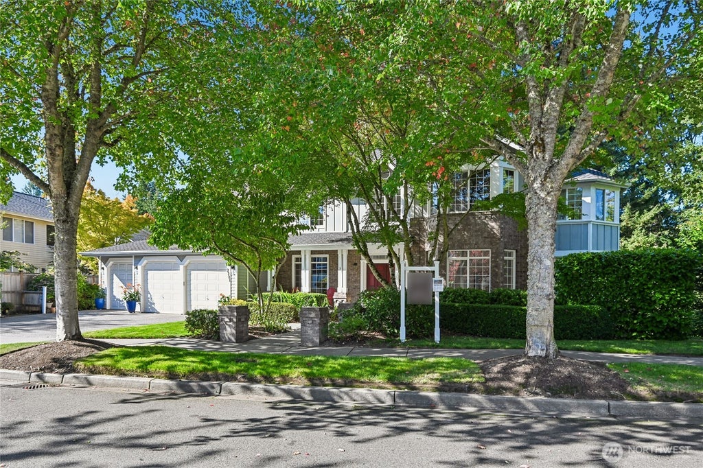 Photo of 2331 Olympia Avenue NE, Renton, WA 98056 (MLS # 2568032)