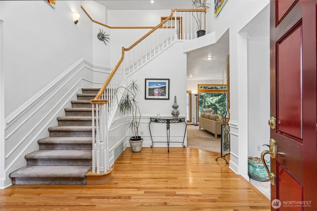 Photo of 2331 Olympia Avenue NE, Renton, WA 98056 (MLS # 2568032)