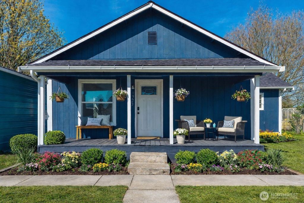 Photo of 1323 1323 Logan St St, Centralia, WA 98531 (MLS # 2505972)