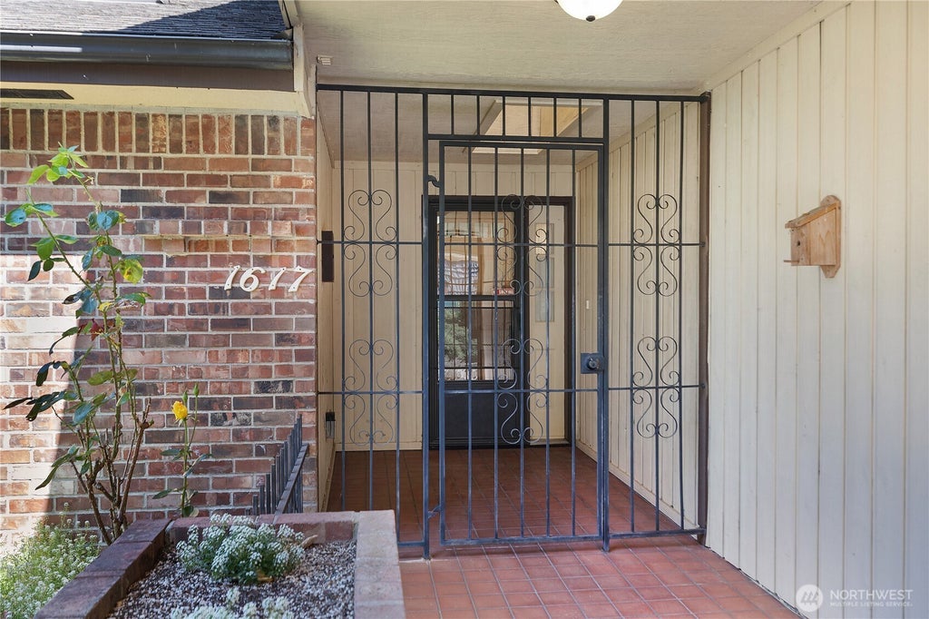Photo of 1617 Diamond Loop, Lacey, WA 98503 (MLS # 2573864)