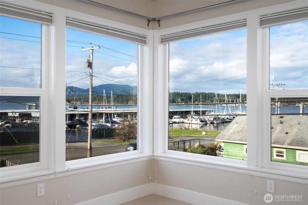 Photo of 1418 6th Street, Anacortes, WA 98221 (MLS # 2466019)