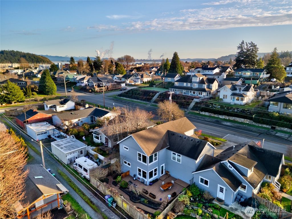 Photo of 1418 6th Street, Anacortes, WA 98221 (MLS # 2466019)