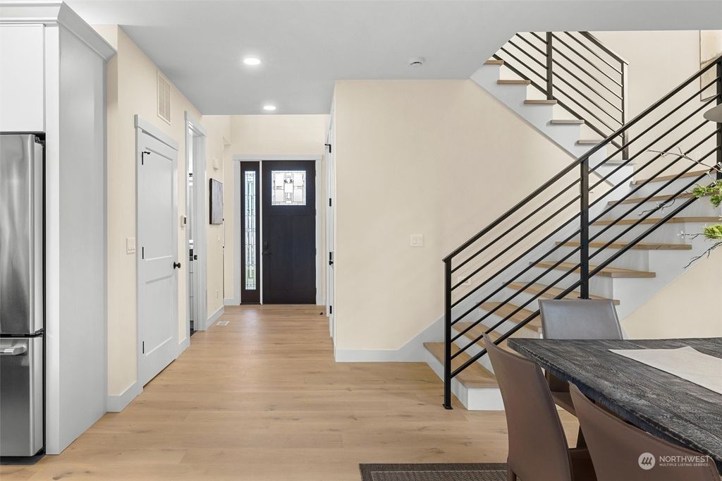 Photo of 8237 NE 124th Street, Kirkland, WA 98034 (MLS # 2329174)