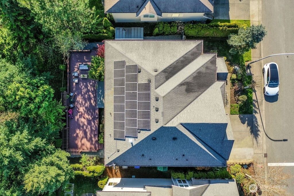 Photo of 919 S 36th Place, Renton, WA 98055 (MLS # 2361325)