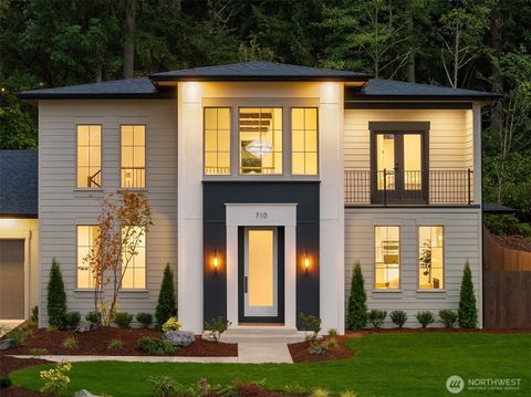 710 Chris David Drive Steilacoom WA 98388