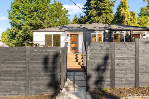 Photo of 1724 Martin Luther King Jr Way, Seattle, WA 98122 (MLS # 2434840)