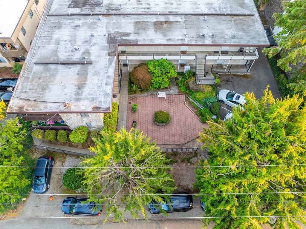 Photo of 443 SW 154th Street, Burien, WA 98166 (MLS # 2295635)
