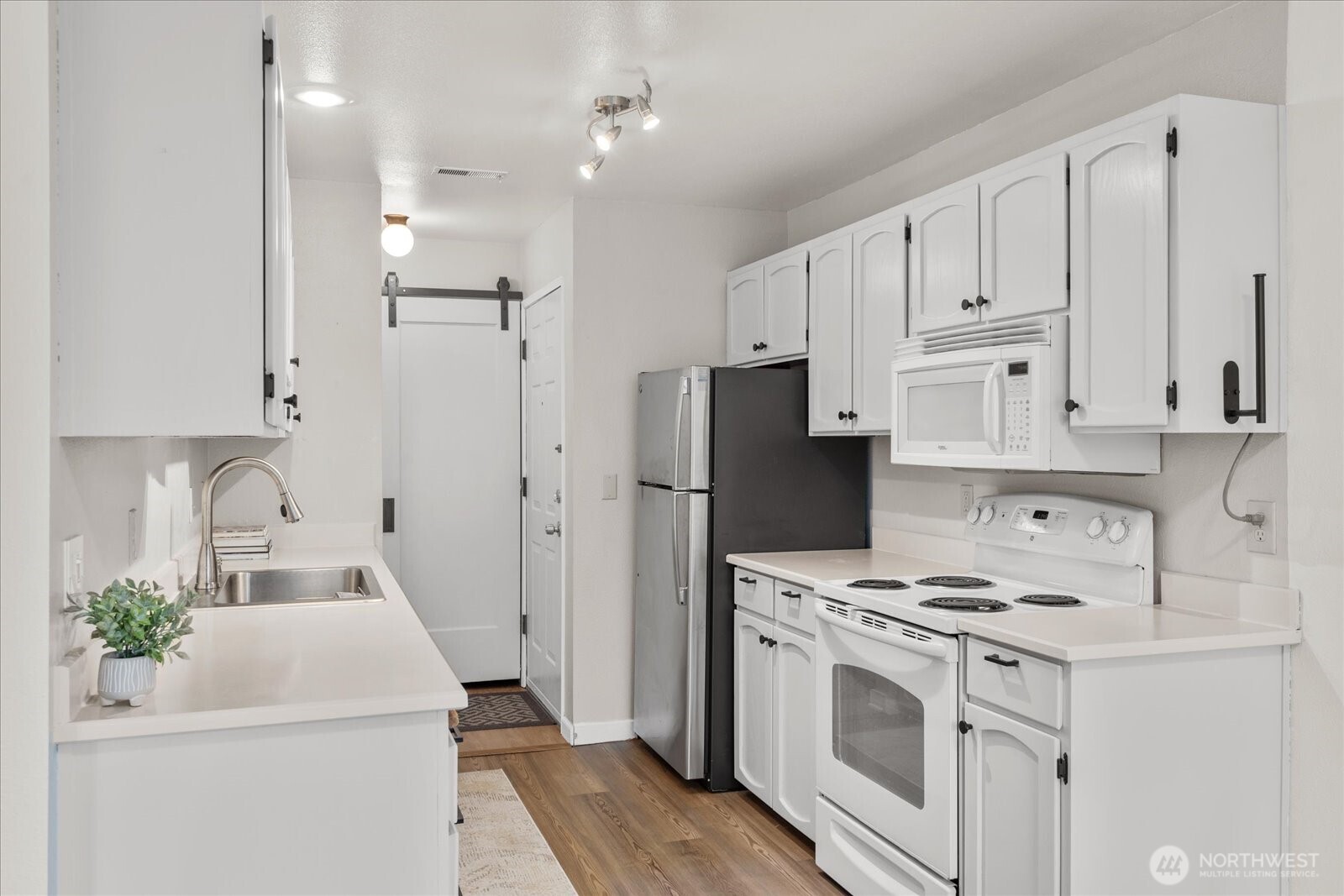 4120 212th Street SW B206